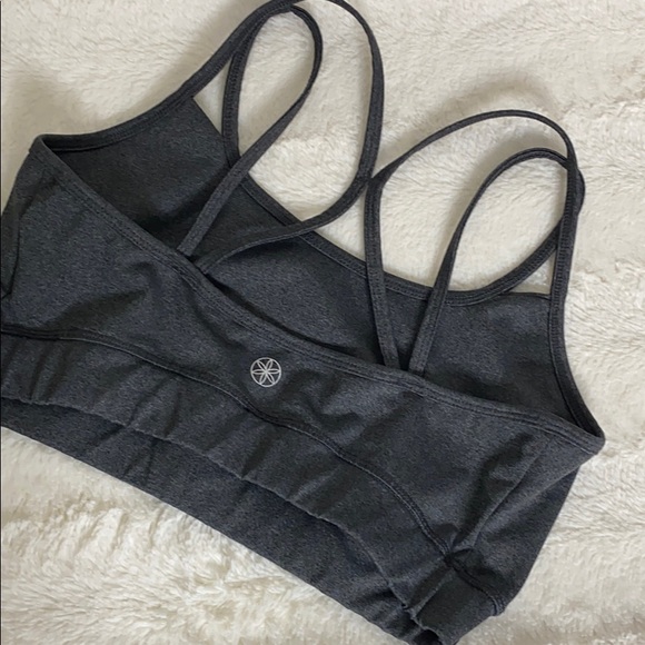GAIAM Gray Sports Bra Medium - Picture 5 of 13